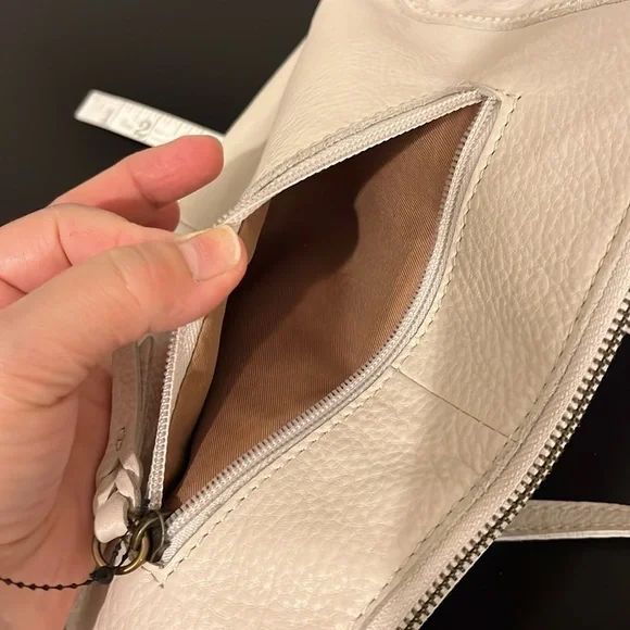 NEW The Sak Leather crossbody bag, cream pebbled leather, 7”x10” - Picture 14 of 14